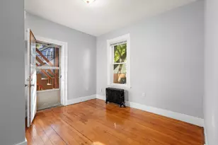 34 Goldsmith St, Boston, MA 02130 - Photo 19