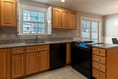 121 Hibiscus Ave #N/A, Waltham, MA 02451 - Photo 3