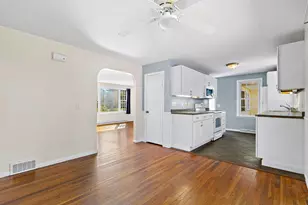 359 Hudson St, Northborough, MA 01532 - Photo 19