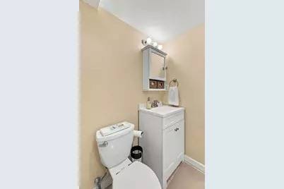 18 Forest St, Wakefield, MA 01880 - Photo 33