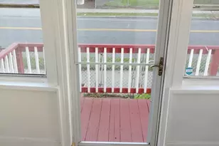 24 Bay St, Springfield, MA 01109 - Photo 5