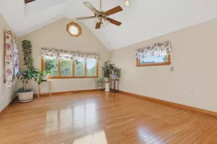 35 Matthies St, Beverly, MA 01915 - Photo 11