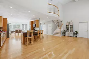 428 Elmwood St, North Attleboro, MA 02760 - Photo 9