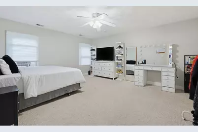 428 Elmwood St, North Attleboro, MA 02760 - Photo 21
