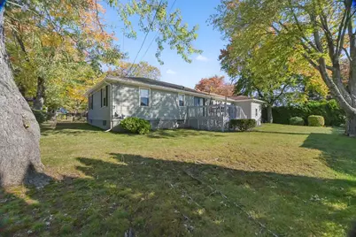 26 Crowningshield Rd, Worcester, MA 01604 - Photo 29