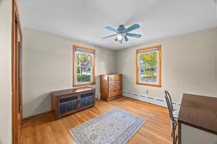 26 Crowningshield Rd, Worcester, MA 01604 - Photo 21
