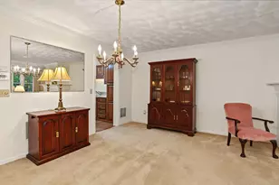 153 Laurelwood Dr, Hopedale, MA 01747 - Photo 15