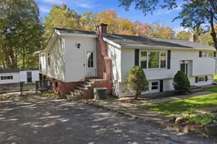 4 Richardson Rd, Hudson, MA 01749 - Photo 5