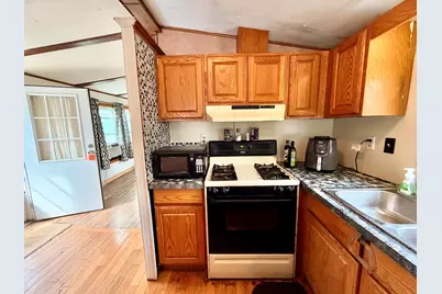 868 Southampton Rd #25, Westfield, MA 01085 - Photo 9