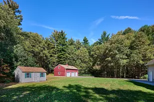 141 Pomeroy Meadow Rd, Southampton, MA 01073 - Photo 9