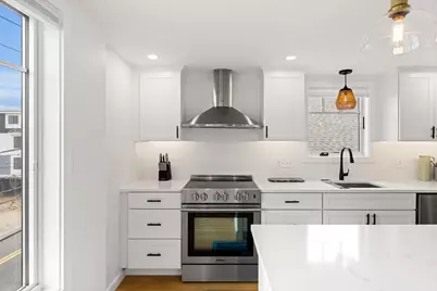 121 Central Ave #B, Salisbury, MA 01952 - Photo 7