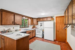 180 Hudson Rd, Stow, MA 01775 - Photo 11