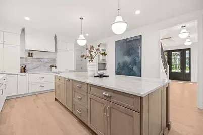 39 Macarthur Rd, Wellesley, MA 02482 - Photo 5