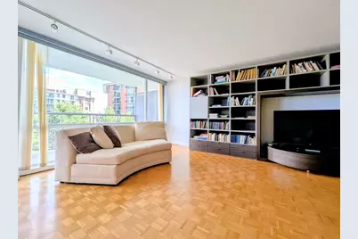 45 Longwood Ave #705, Brookline, MA 02446 - Photo 5