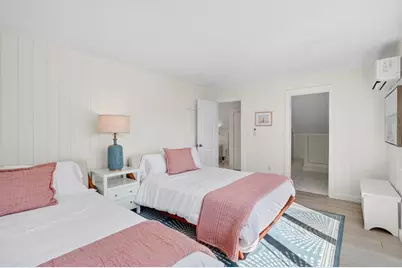 58 Munroe, Oak Bluffs, MA 02557 - Photo 23