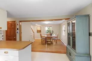 390 North Rd, Bedford, MA 01730 - Photo 11