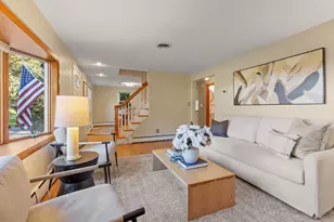 390 North Rd, Bedford, MA 01730 - Photo 7