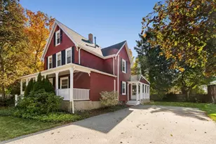 39 Forest St, Winchester, MA 01890 - Photo 5