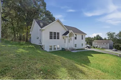 2 Bolton Street, Worcester, MA 01604 - Photo 3