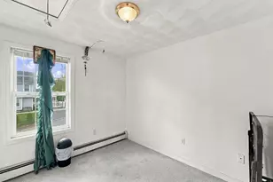 2 Bolton St, Worcester, MA 01604 - Photo 17