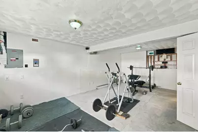 2 Bolton Street, Worcester, MA 01604 - Photo 23
