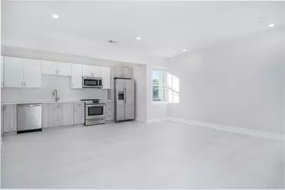 1540 N Shore Road #103, Revere, MA 02151 - Photo 5