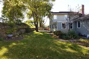 14 Broad St, Danvers, MA 01923 - Photo 39