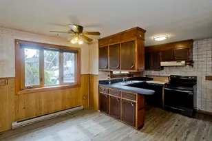 956 Granby Rd, Chicopee, MA 01020 - Photo 17