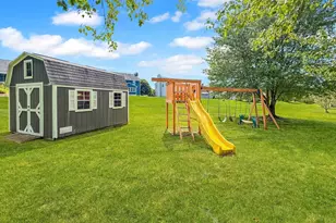 5 Swan Cir, Shrewsbury, MA 01545 - Photo 37