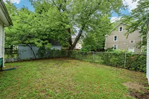 26 Denton Cir, Springfield, MA 01104 - Photo 5