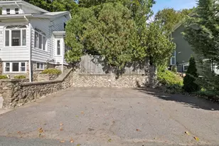 9 Glenway Ave, Peabody, MA 01960 - Photo 3