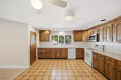 19 Madison Avenue #19, Newton, MA 02460 - Photo 11