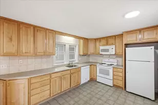 17 Madison Ave, Newton, MA 02460 - Photo 13