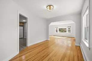 17 Madison Ave, Newton, MA 02460 - Photo 9