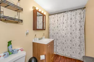 17 Auburn St, Lowell, MA 01852 - Photo 5