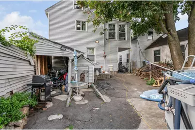 17 Auburn St, Lowell, MA 01852 - Photo 25