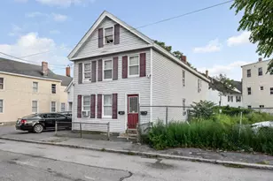 17 Auburn St, Lowell, MA 01852 - Photo 1