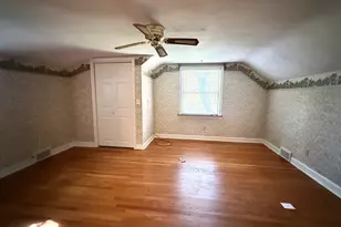 719 S Branch Pkwy, Springfield, MA 01118 - Photo 33
