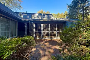 719 S Branch Pkwy, Springfield, MA 01118 - Photo 9