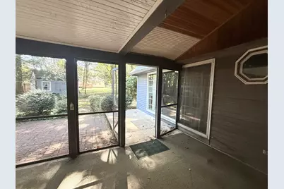 719 South Branch Parkway, Springfield, MA 01118 - Photo 11
