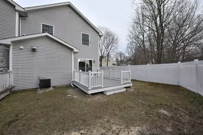 19 Stillman Circle #19, Natick, MA 01760 - Photo 3