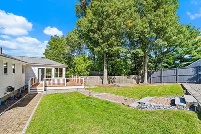 20 Woodchester Cir, Waltham, MA 02451 - Photo 27
