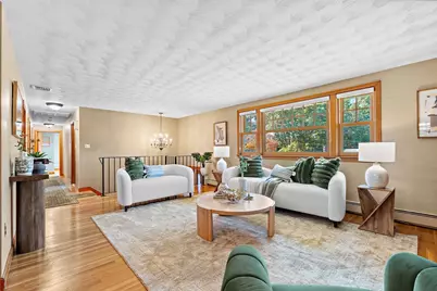 20 Woodchester Cir, Waltham, MA 02451 - Photo 5
