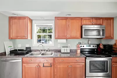21 Browns Brook Rd, Webster, MA 01570 - Photo 13