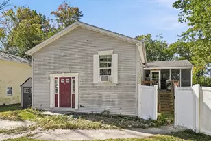 21 Browns Brook Rd, Webster, MA 01570 - Photo 1