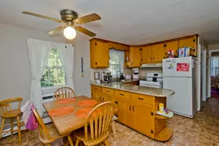 119 Florida Dr, Agawam, MA 01001 - Photo 7