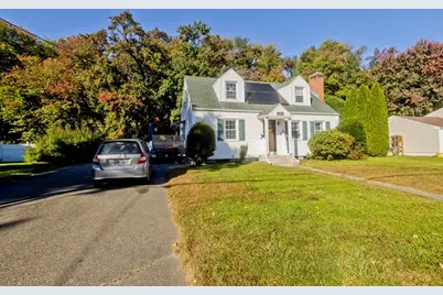 119 Florida Dr, Agawam, MA 01001 - Photo 3