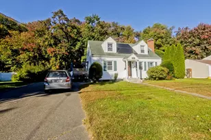 119 Florida Dr, Agawam, MA 01001 - Photo 3