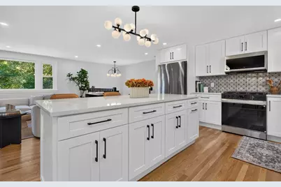 8 Carriage Drive, Acton, MA 01720 - Photo 11