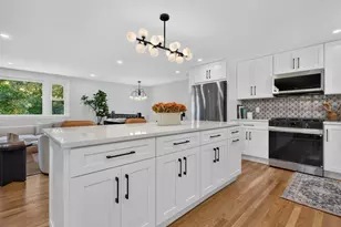 8 Carriage Dr, Acton, MA 01720 - Photo 11